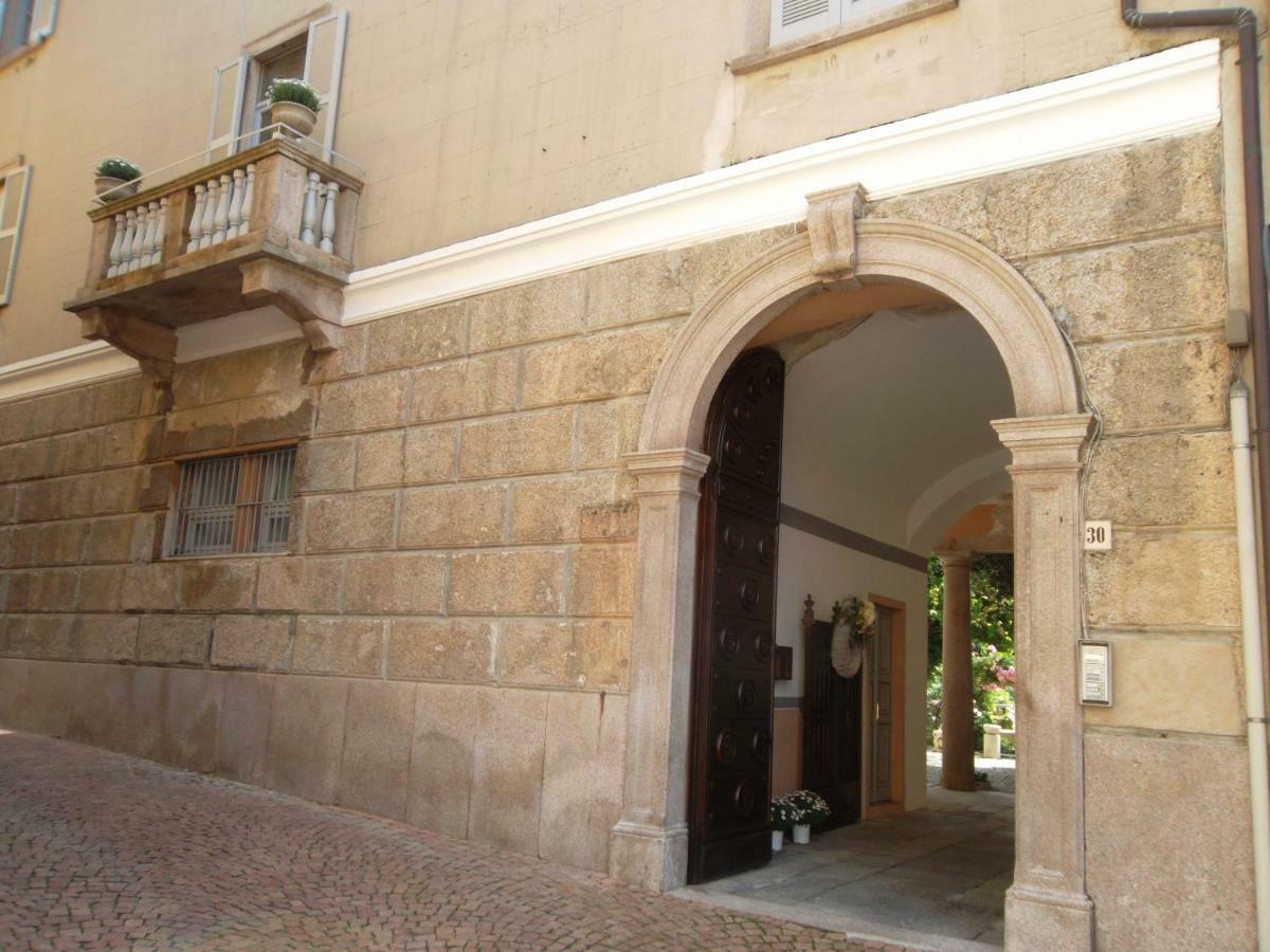 Apartamento Vesna Loft In Luino Exterior foto